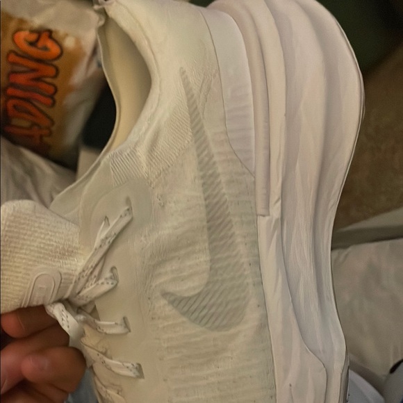 Nike White Running Shoes - Picture 3 of 5